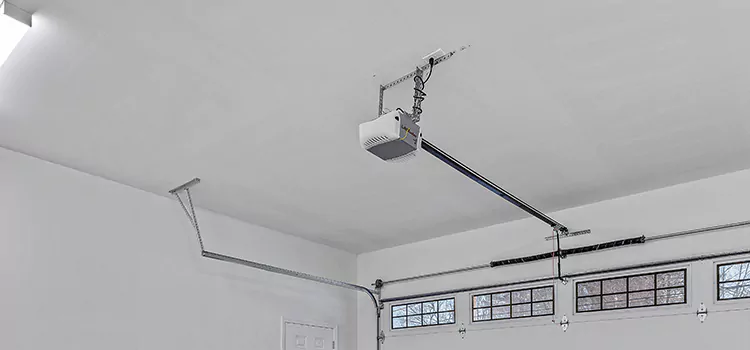 Experienced Garage Door Installers Sainte-Catherine